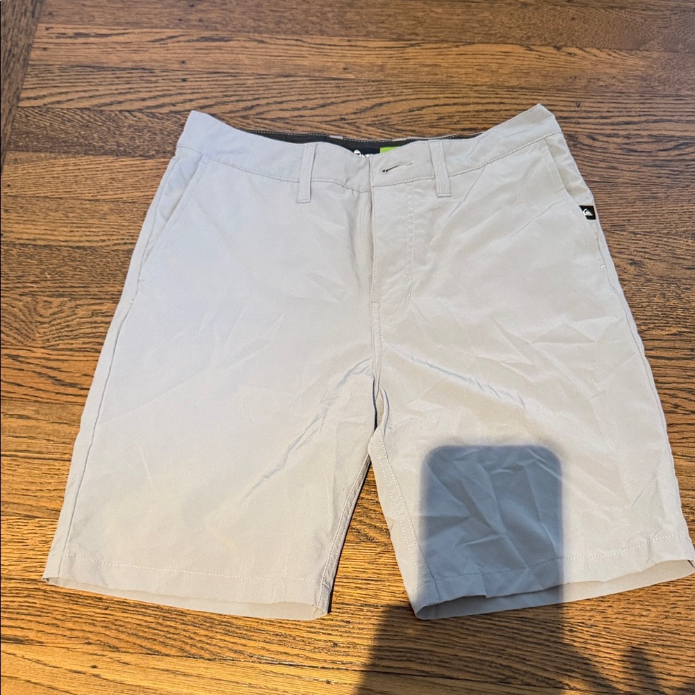 Quiksilver Men's Gray Flat Front Amphibian Shorts